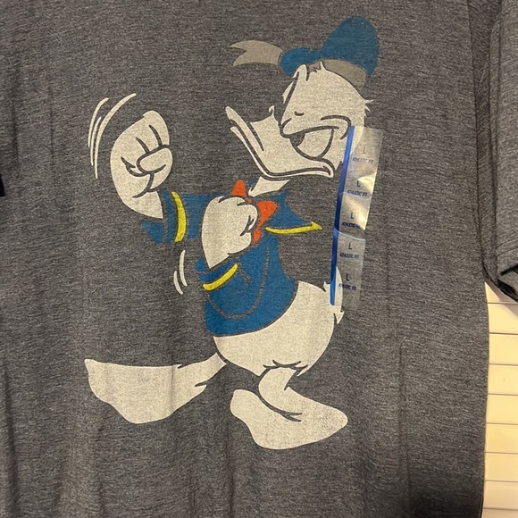 Disney Donald Duck tee shirt Size Large Color Grey - Picture 2 of 4